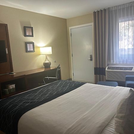 Comfort Inn Saint-Georges Luaran gambar