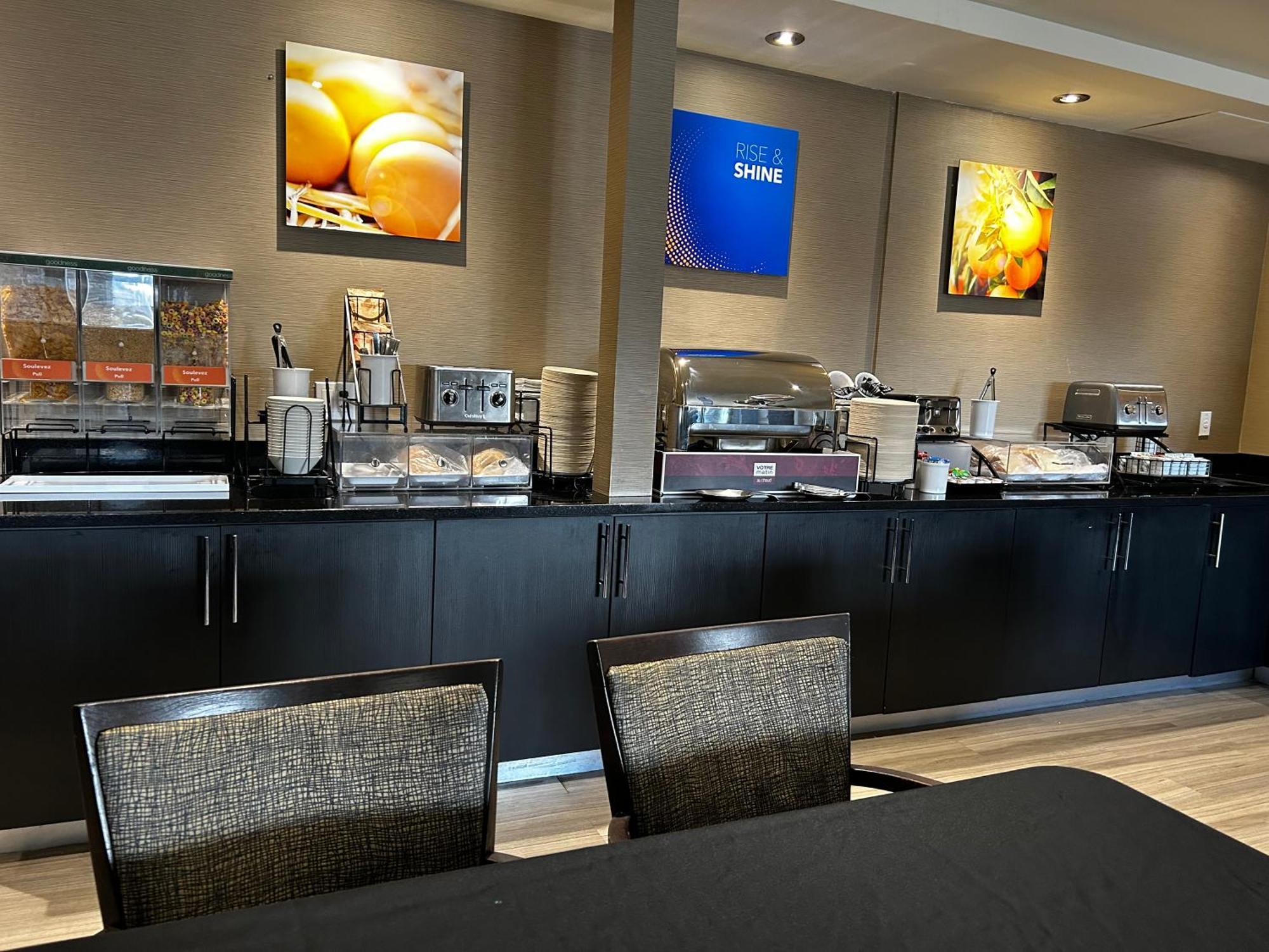 Comfort Inn Saint-Georges Luaran gambar